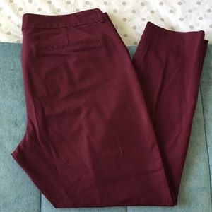 Old Navy Garnet Pixie Ankle Pants